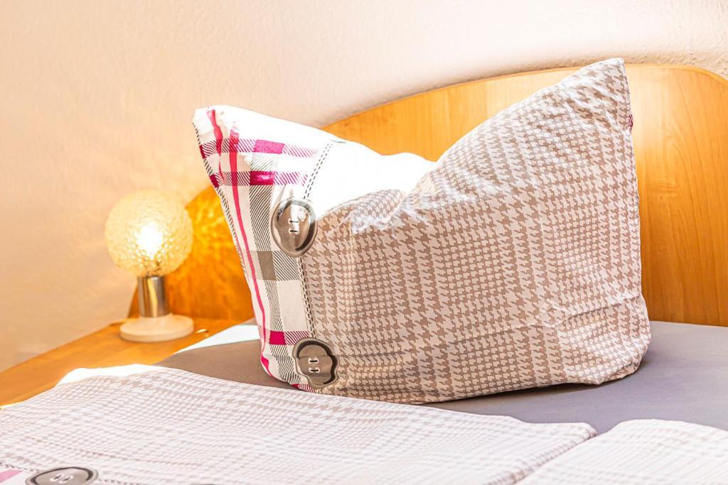 Ferienwohnung Am Walnussbaum Parchtitz Luaran gambar
